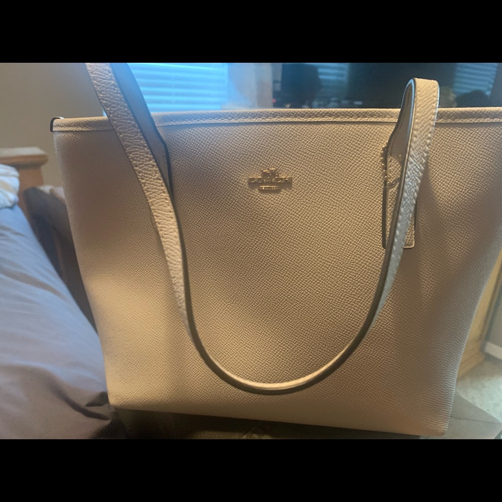 White coach purse
